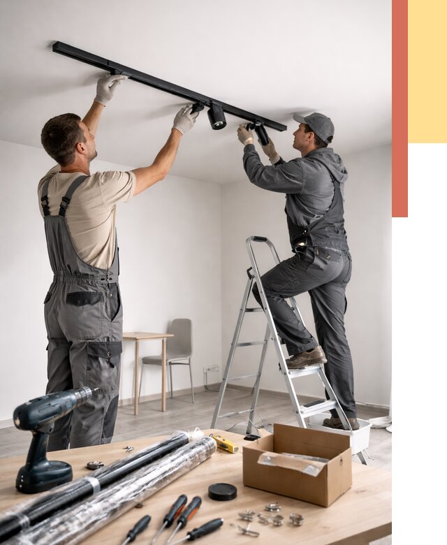 Установка трековых светильников в натяжной потолок в Малоярославце от 4344 руб. | ОТДЕЛОЧНИК-Млр